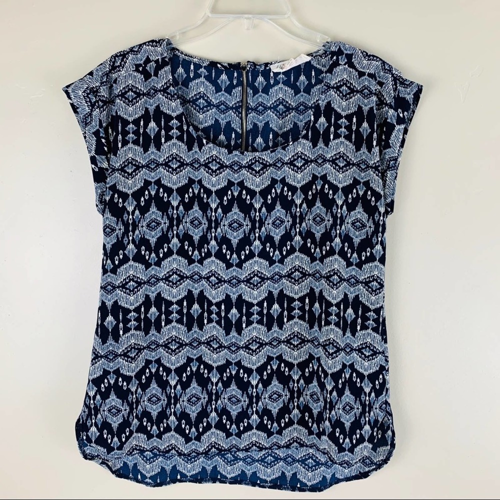 Pink Rose Blue top Ikat print. Size S